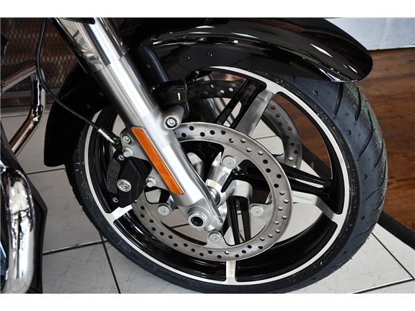 2024 HARLEY-DAVIDSON STREET GLIDE