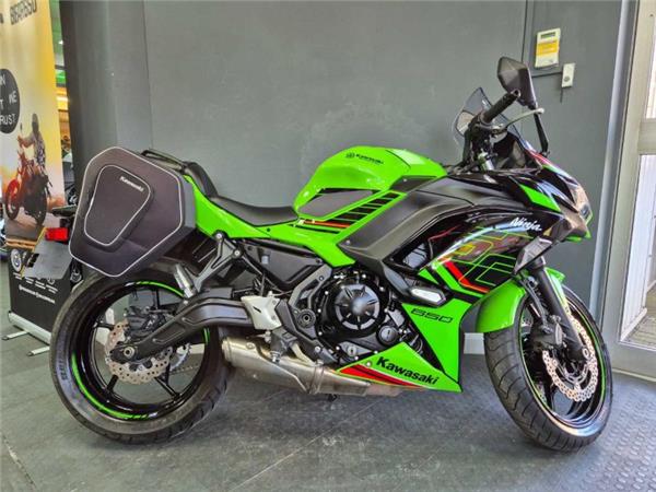 2023 Kawasaki NINJA 650 GREEN