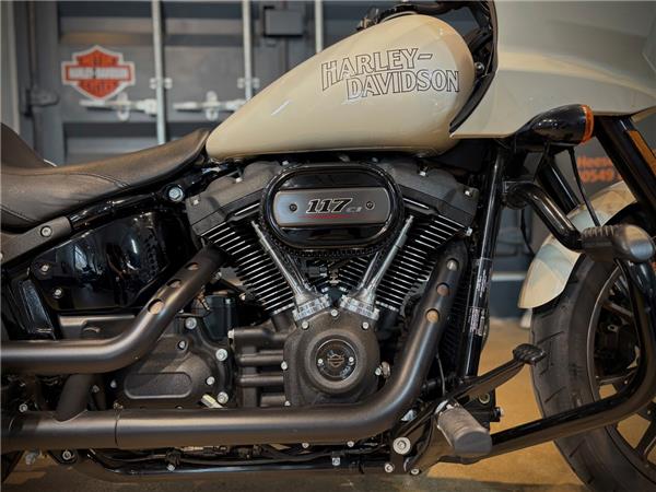 FXLRST Low Rider ST 117 