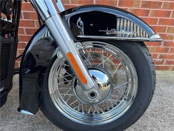 2026 Harley-Davidson FLHCS HERITAGE CLASSIC 114