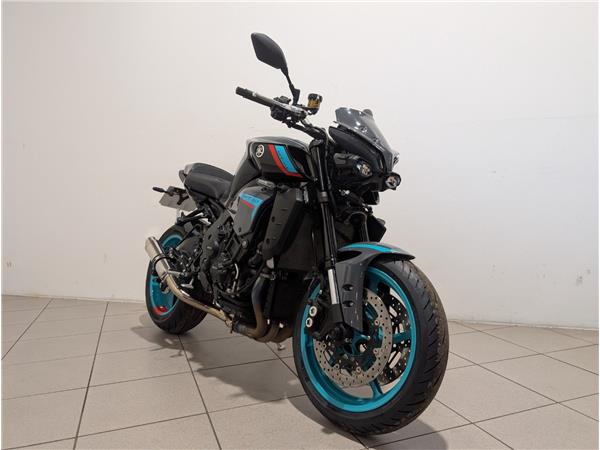 2024 YAMAHA MT-10