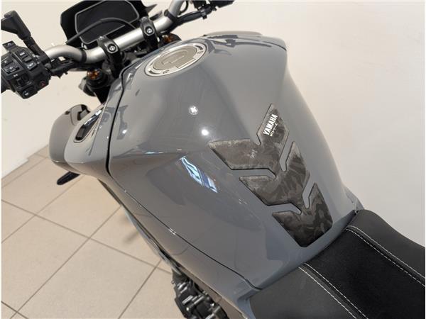2024 YAMAHA MT-10