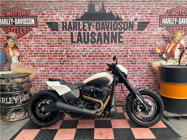 2019 HARLEY-DAVIDSON Softail FXDRS 114 ABS
