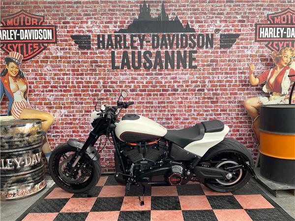 2019 HARLEY-DAVIDSON Softail FXDRS 114 ABS