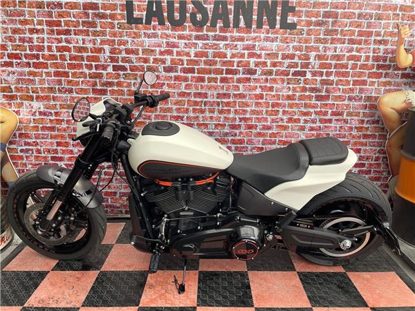 2019 HARLEY-DAVIDSON Softail FXDRS 114 ABS