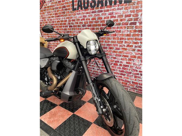 2019 HARLEY-DAVIDSON Softail FXDRS 114 ABS