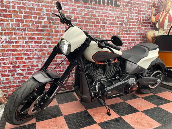 2019 HARLEY-DAVIDSON Softail FXDRS 114 ABS