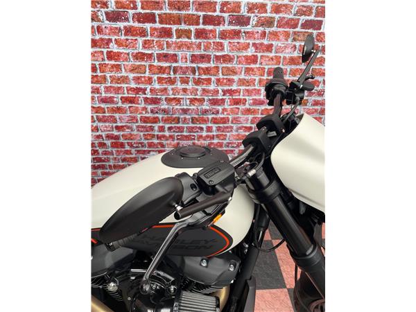 2019 HARLEY-DAVIDSON Softail FXDRS 114 ABS