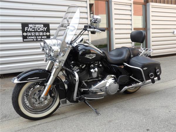 2018 HARLEY-DAVIDSON ROAD KING