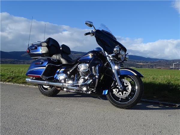 2018 HARLEY-DAVIDSON CVO FLHTKSEANV Elec. Glide Ultra Limited Anniv 117 CVO