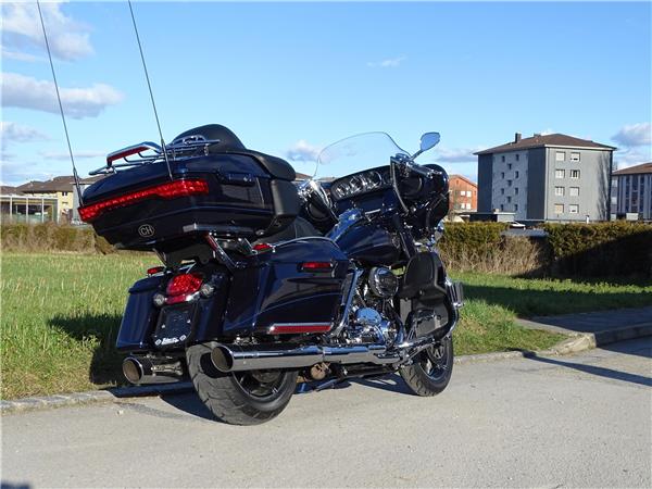 2018 HARLEY-DAVIDSON CVO FLHTKSEANV Elec. Glide Ultra Limited Anniv 117 CVO