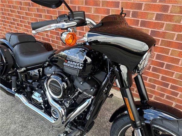 2024 Harley-Davidson Flsb Sport Glide 1745 19