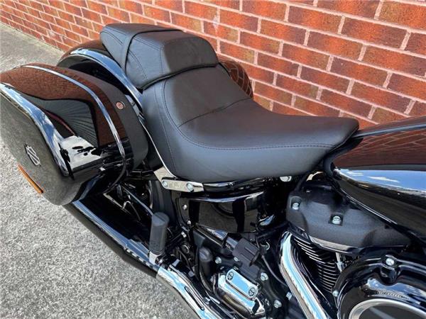 2024 Harley-Davidson Flsb Sport Glide 1745 19