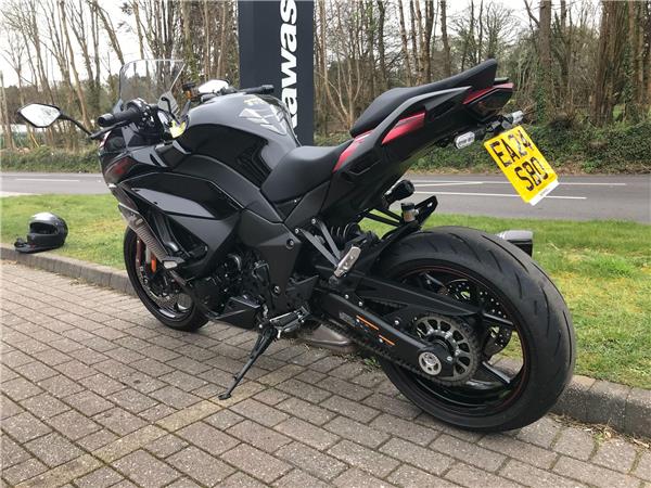 2024 Kawasaki Ninja 1000SX