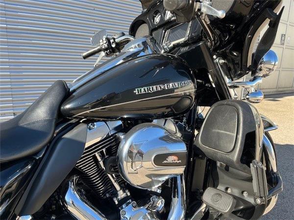 2016 Harley-Davidson Electra Glide Ultra Limited Low FLHTKL Tourer