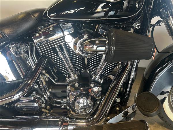 2014 HARLEY-DAVIDSON HERITAGE