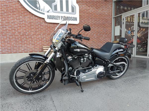 2020 HARLEY-DAVIDSON BREAKOUT