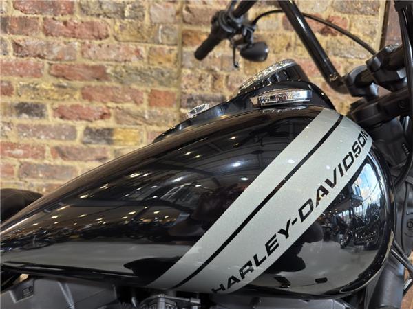 2015 Harley-Davidson Dyna