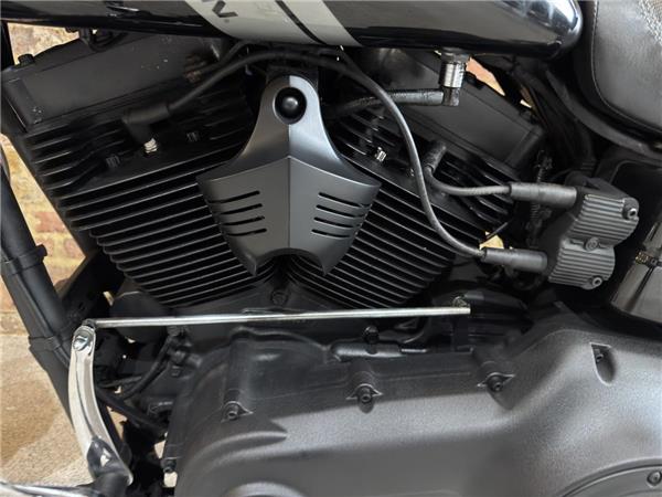 2015 Harley-Davidson Dyna