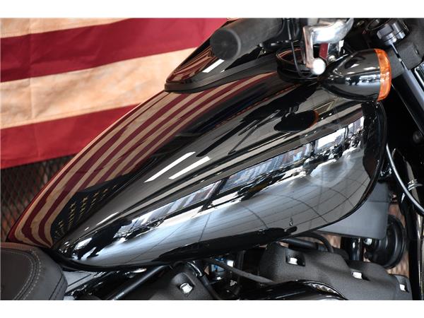 2022 HARLEY-DAVIDSON SOFTAIL FXFBS FAT BOB 114