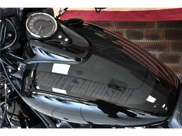 2022 HARLEY-DAVIDSON SOFTAIL FXFBS FAT BOB 114