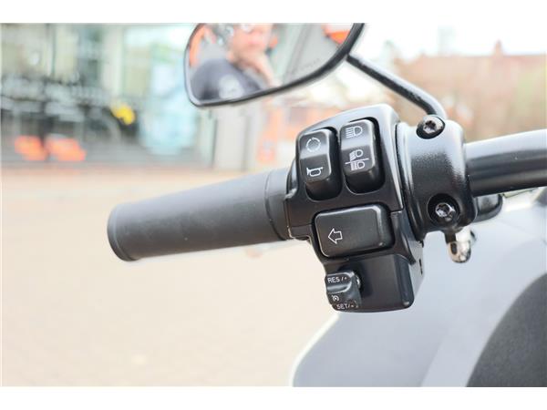 2024 HARLEY-DAVIDSON LOW RIDER ST
