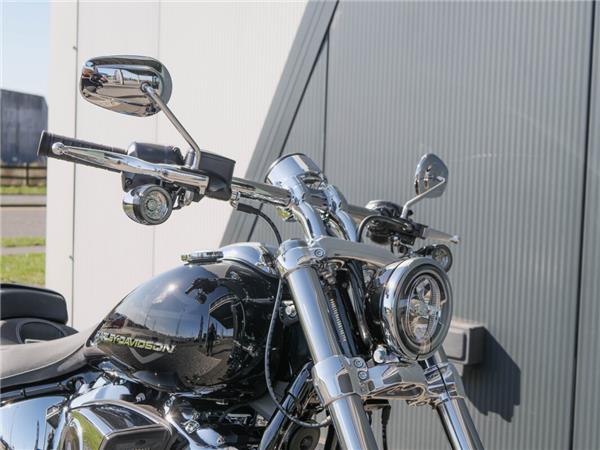 2025 Harley-Davidson Breakout