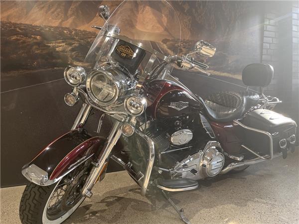 FLHRC Road King Classic elekt. Penzl Auspuff uvm