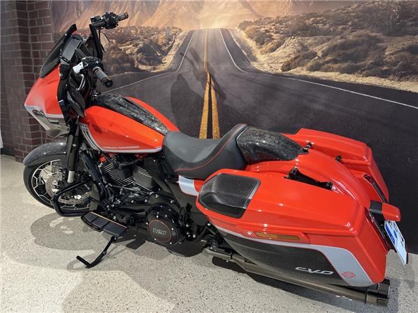 FLHXSE Street Glide CVO Jekill & Hyde uvm