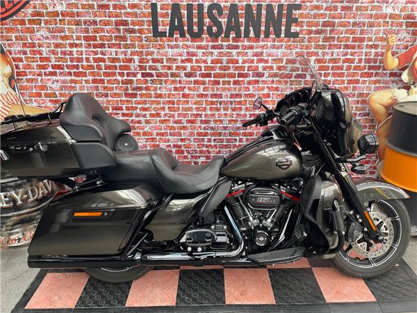 2018 HARLEY-DAVIDSON CVO FLHTKSE Electra Glide Ultra Limited 117 CVO