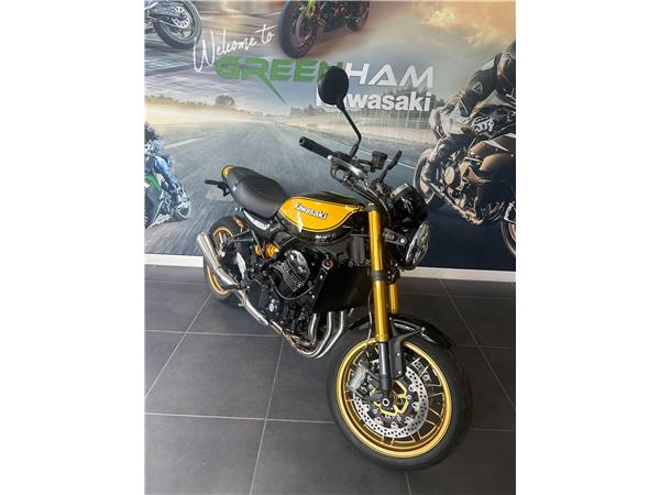2023 Kawasaki Z900 RS SE