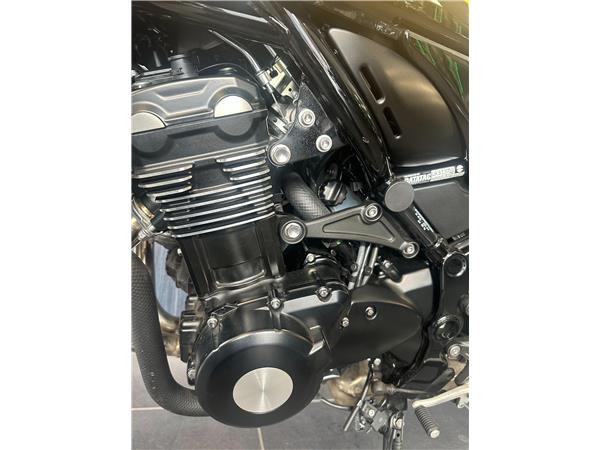2023 Kawasaki Z900 RS SE
