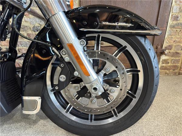 2018 Harley-Davidson Touring