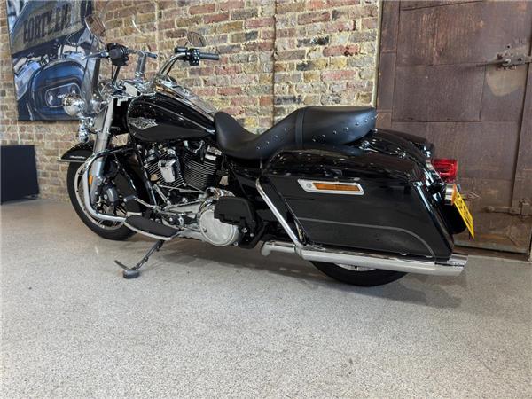 2018 Harley-Davidson Touring