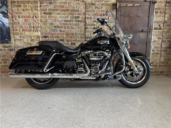 2018 Harley-Davidson Touring