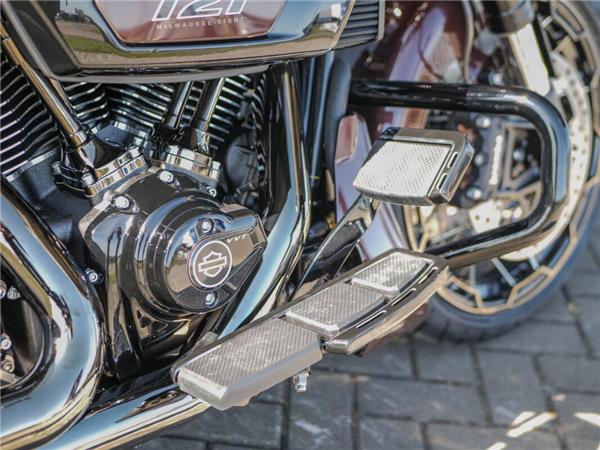 2024 Harley-Davidson CVO Street Glide