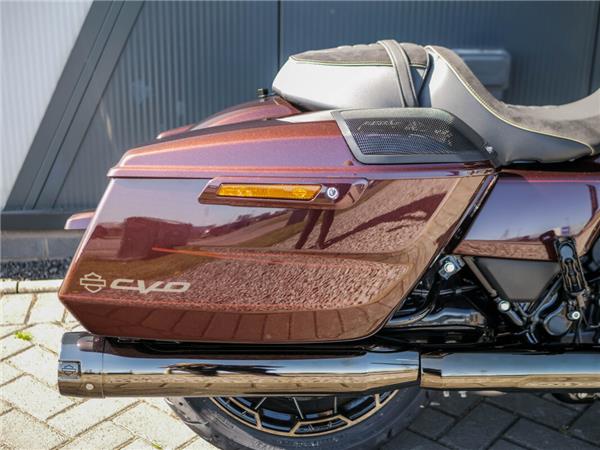2024 Harley-Davidson CVO Street Glide