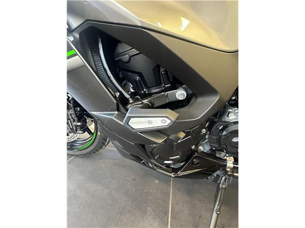 2025 Kawasaki Ninja 1000SX