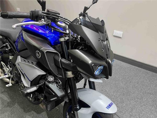 2020 Yamaha MT10 Blue
