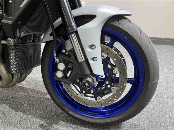 2020 Yamaha MT10 Blue