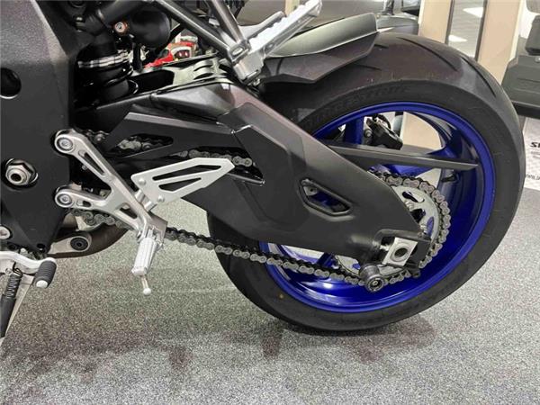 2020 Yamaha MT10 Blue