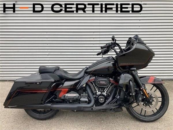 2018 Harley-Davidson CVO Road Glide FLTRXSE Cruiser