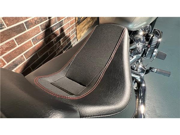 2017 HARLEY-DAVIDSON Softail FXBRS Breakout 114 ABS