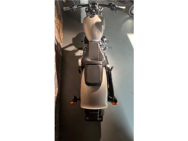 2017 HARLEY-DAVIDSON Softail FXBRS Breakout 114 ABS