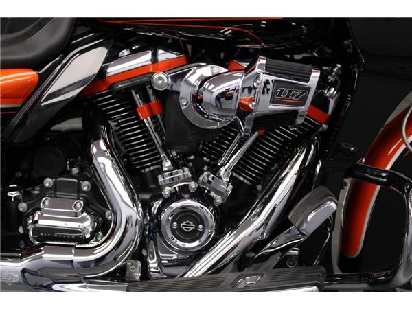 2022 Harley-Davidson CVO Road Glide
