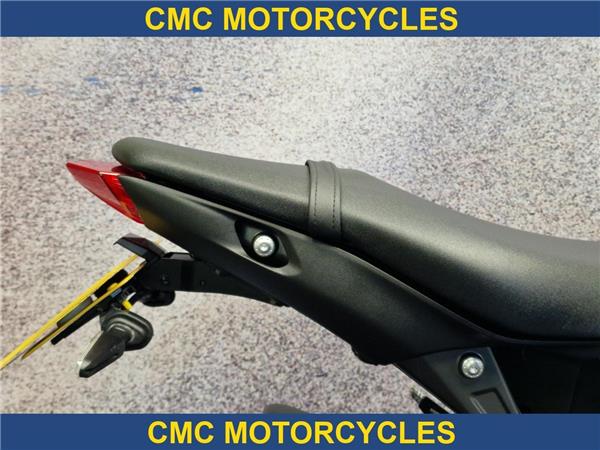  Yamaha MT-09 MT-09