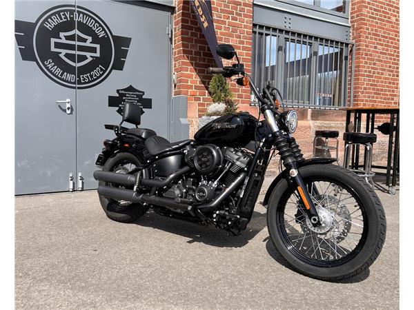 Street Bob 