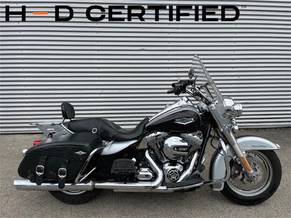 2015 Harley-Davidson Road King Classic FLHRC Tourer