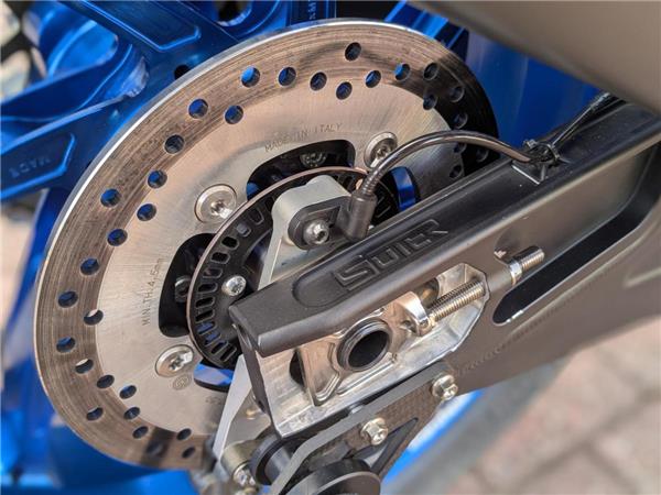 2022 YAMAHA R1