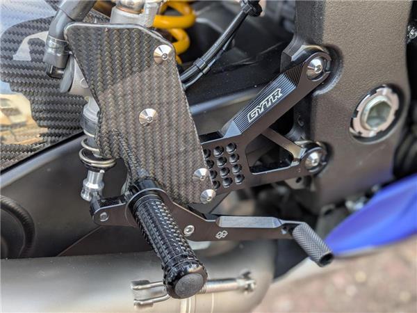 2022 YAMAHA R1